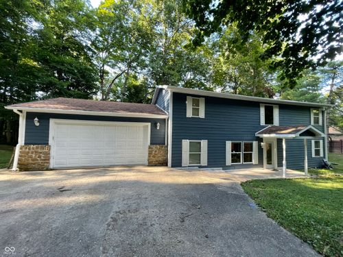 3876 E Glenwood Dr, Martinsville, IN, 46151-6162 | Card Image