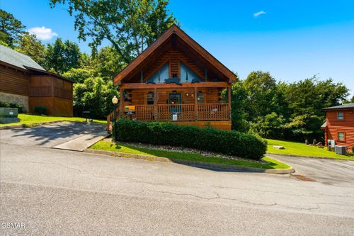 214 Moose Ridge Way, Pigeon Forge, TN, 37863 | Card Image