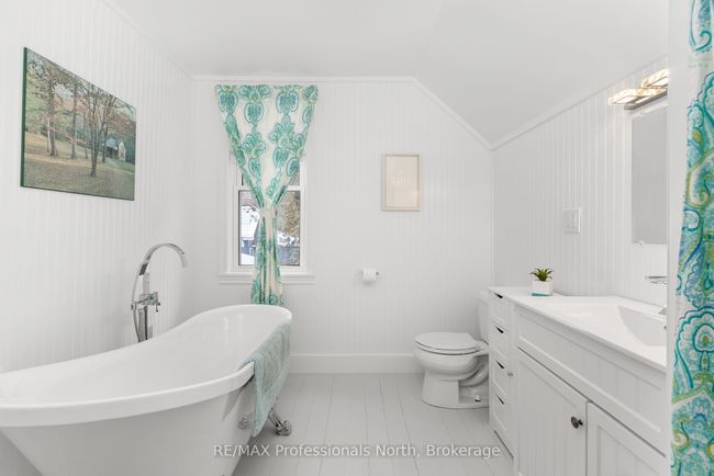 1172 Dwight Beach Rd, House other with 2 bedrooms, 2 bathrooms and 4 parking in Dwight ON | Image 20