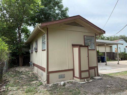 b-1334 W Lullwood Ave, San Antonio, TX, 78201-4519 | Card Image