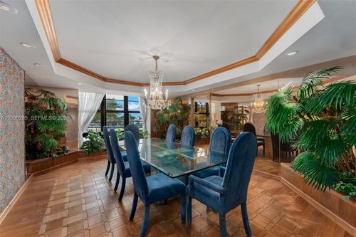 304-5500 Collins Ave, Miami Beach, FL, 33140-2569 | Card Image