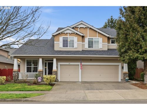 211 N White Oak St, Newberg, OR, 97132-7384 | Card Image