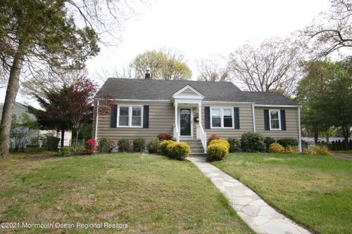 269 Jerome Ave, Oakhurst, NJ, 07755-1757 | Card Image