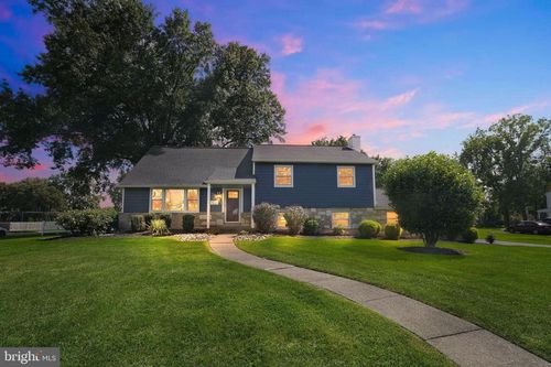 1621 Jarrettown Rd, DRESHER, PA, 19025-1221 | Card Image