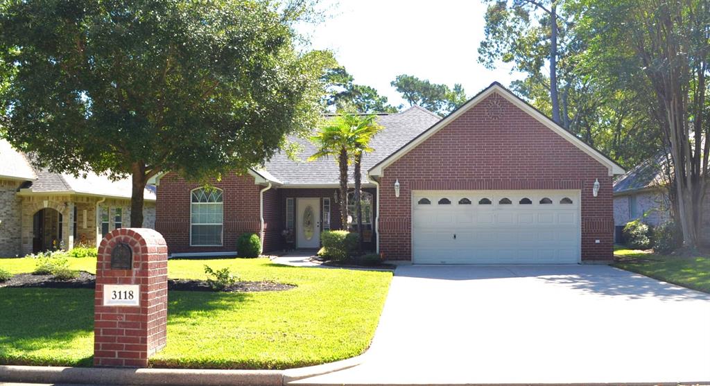 Candlewood Ln, Montgomery, TX 77356