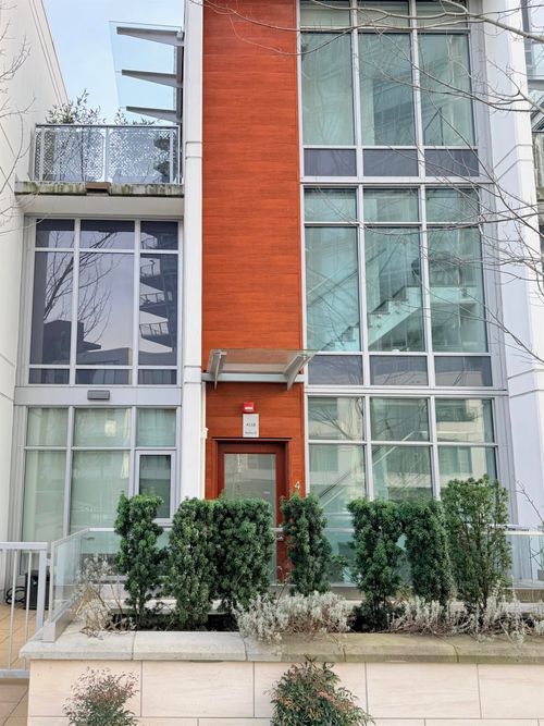 4118 Halifax St, Burnaby, BC, V5C0L2 | Card Image