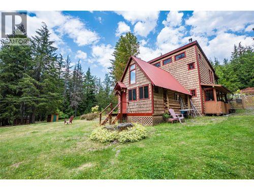 8780 Martens Rd, Slocan, BC, V0G2C0 | Card Image