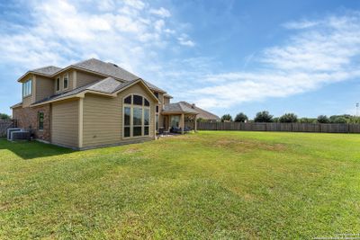 2272 Horizon Hill Dr, House other with 4 bedrooms, 3 bathrooms and null parking in Seguin TX | Image 2