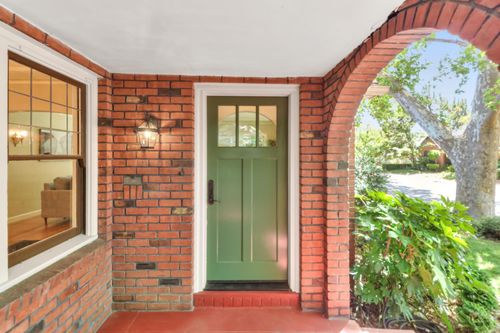 2549 San Jose Way, Sacramento, CA, 95817 | Card Image
