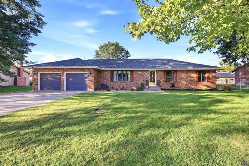 3720 Se 27th Ter, Topeka, KS, 66605 | Card Image