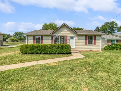 902 Leigh Ct, Clarksville, TN, 37042-5911 | Card Image