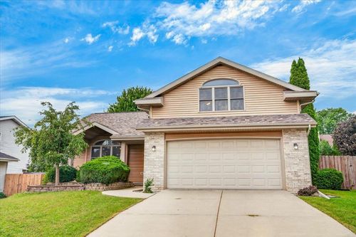 3522 Field Crest Way, MADISON, WI, 53719 | Card Image