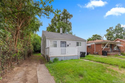 20443 Ilene St, Detroit, MI, 48221-1017 | Card Image