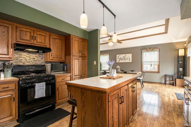 3720 Oak Ridge Dr, House other with 5 bedrooms, 4 bathrooms and null parking in Elkhart IN | Image 8