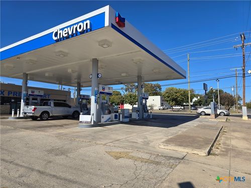 907 N Gray St, Killeen, TX, 76541-4853 | Card Image