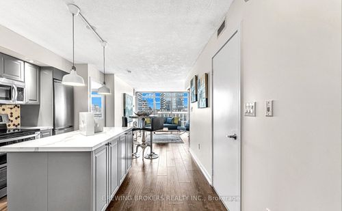 1505-25 Capreol Crt, Toronto, ON, M5V3Z7 | Card Image