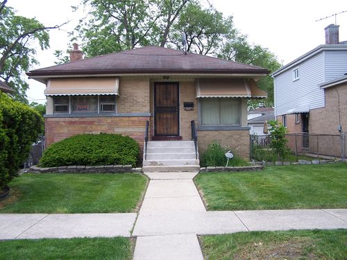 1924 S 15th Ave, Broadview, IL, 60155-3006 | Card Image