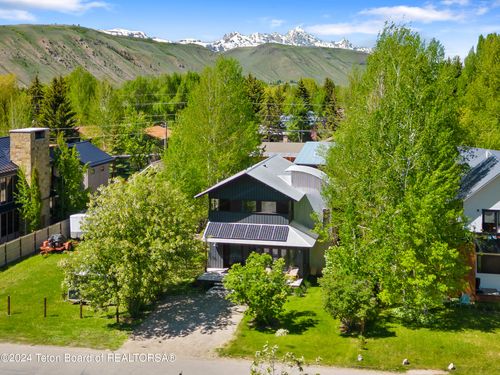 665 E Cache Creek Drive, Jackson, WY, 83001 | Card Image