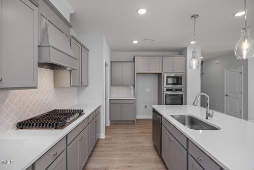 301 Gregory Village Dr, Lillington, NC, 27546-4424 | Card Image