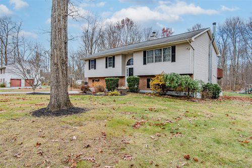 105 Oak Ridge Rd, East Fishkill, NY, 12533-5301 | Card Image