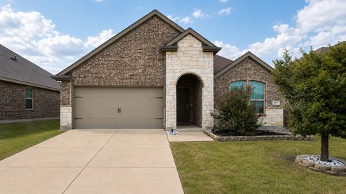 800 Goldenrod Ln, Princeton, TX, 75407-2961 | Card Image