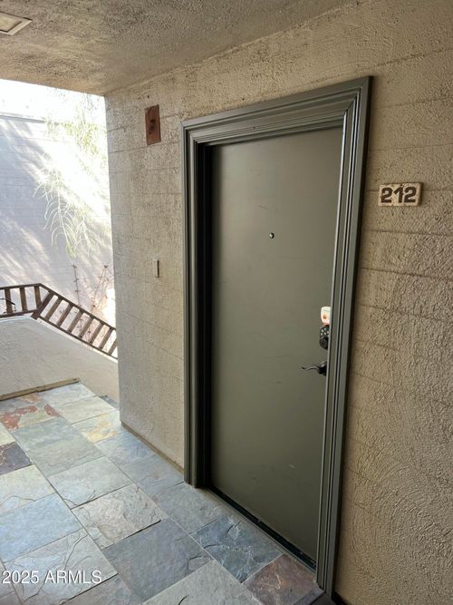 212-4120 N 78th St, Scottsdale, AZ, 85251-4153 | Card Image