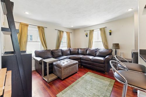 apt-1-40 Chappie St, Boston, MA, 02129-1461 | Card Image