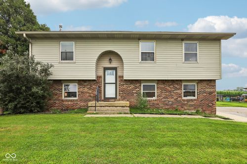 7180 N 400 W, Fairland, IN, 46126-9755 | Card Image
