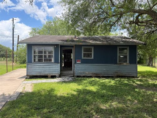 241 E Melton Park Dr, Mercedes, TX, 78570-4606 | Card Image