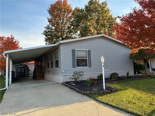 228 Pin Oak Circle, Elyria, OH, 44035 | Card Image