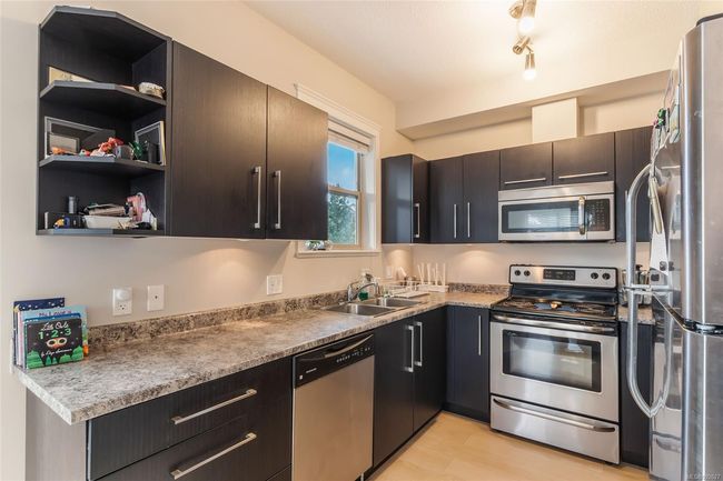 201 - 2117 Meredith Rd, Condo with 1 bedrooms, 2 bathrooms and 1 parking in Nanaimo BC | Image 13