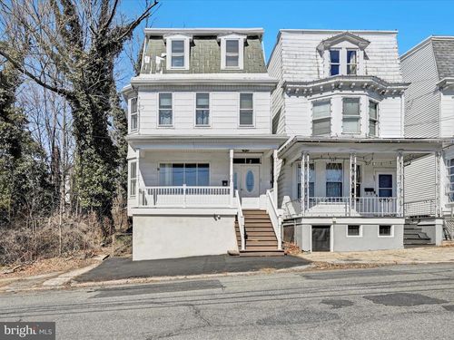 229 1st St, PORT CARBON, PA, 17965-1342 | Card Image