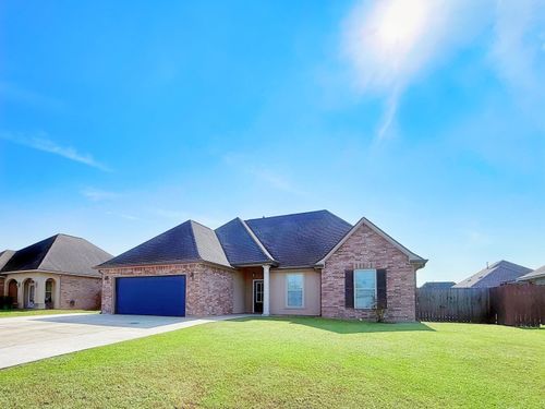 264 Millstone Dr, Thibodaux, LA, 70301-3912 | Card Image