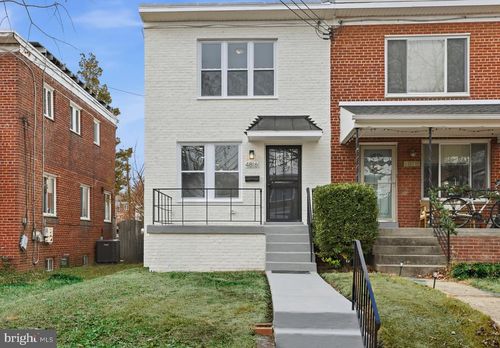 4816 8th St Ne, WASHINGTON, DC, 20017-3903 | Card Image
