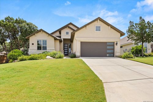 2 Canario Ln, Boerne, TX, 78006-2229 | Card Image