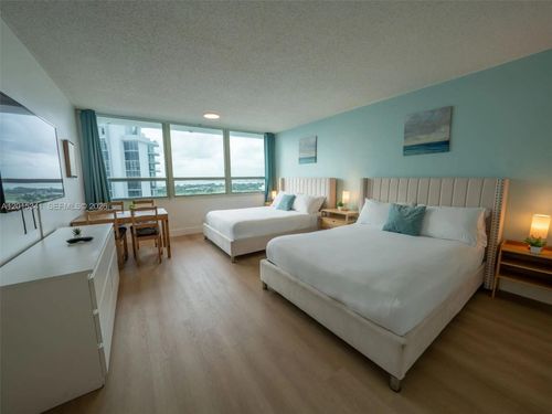 1718-5445 Collins Ave, Miami Beach, FL, 33140-2560 | Card Image