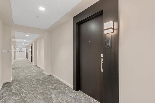 24 - 19380 Collins Ave, Condo with 1 bedrooms, 1 bathrooms and null parking in Sunny Isles Beach FL | Image 7
