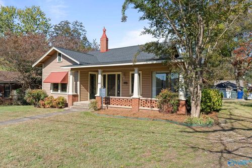 803 Mccullough Ave Ne, Huntsville, AL, 35801-6242 | Card Image