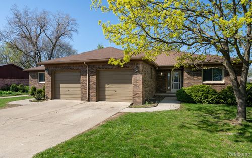 16931 General, Fraser, MI, 48026-3810 | Card Image