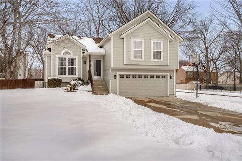 20290 W 219th Terrace, Spring Hill, KS, 66083 | Card Image