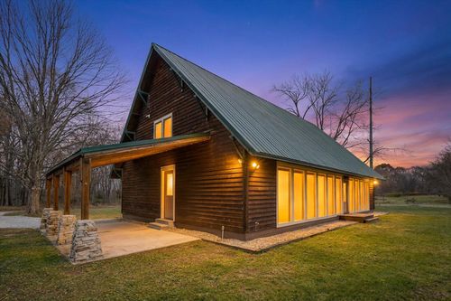 426 Elizabeth St, Buchanan, MI, 49107-1411 | Card Image