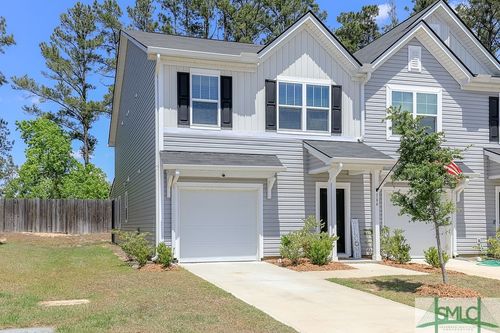 166 Benelli Dr, Pooler, GA, 31322-7039 | Card Image