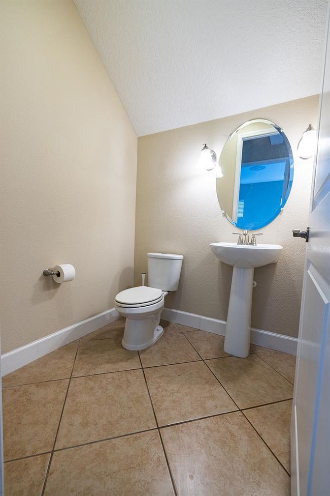 Half Bath | Image 15