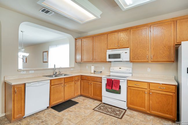 125 Wright Cv, House other with 3 bedrooms, 2 bathrooms and null parking in Cibolo TX | Image 14