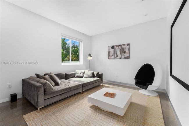 10620 Sw 74 Th Ave, House other with 6 bedrooms, 5 bathrooms and null parking in Pinecrest FL | Image 13