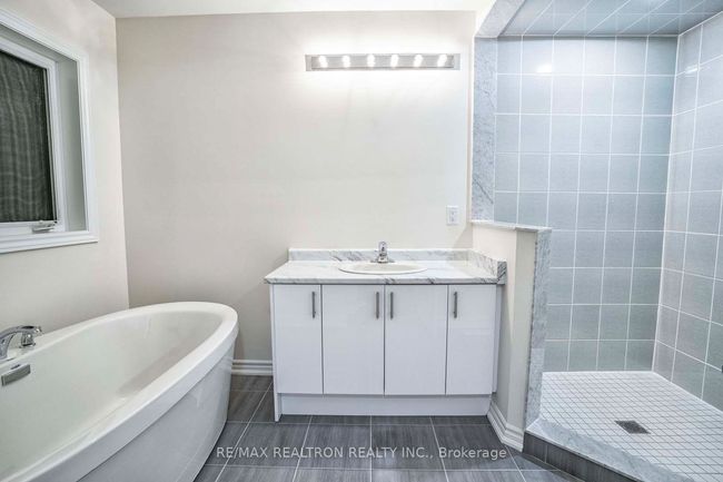 1502 Harker St, House other with 4 bedrooms, 3 bathrooms and 1 parking in Innisfil ON | Image 26