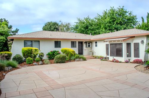 2482 E Collier Rd, Acampo, CA, 95220-9202 | Card Image