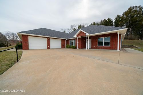 2705 Lakeland Dr, Jefferson City, MO, 65109-9286 | Card Image