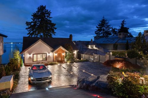 3298 Radcliffe Ave, West Vancouver, BC, V7V1G6 | Card Image