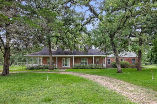 1000 Reese Ln, Columbus, TX, 78934-5018 | Card Image